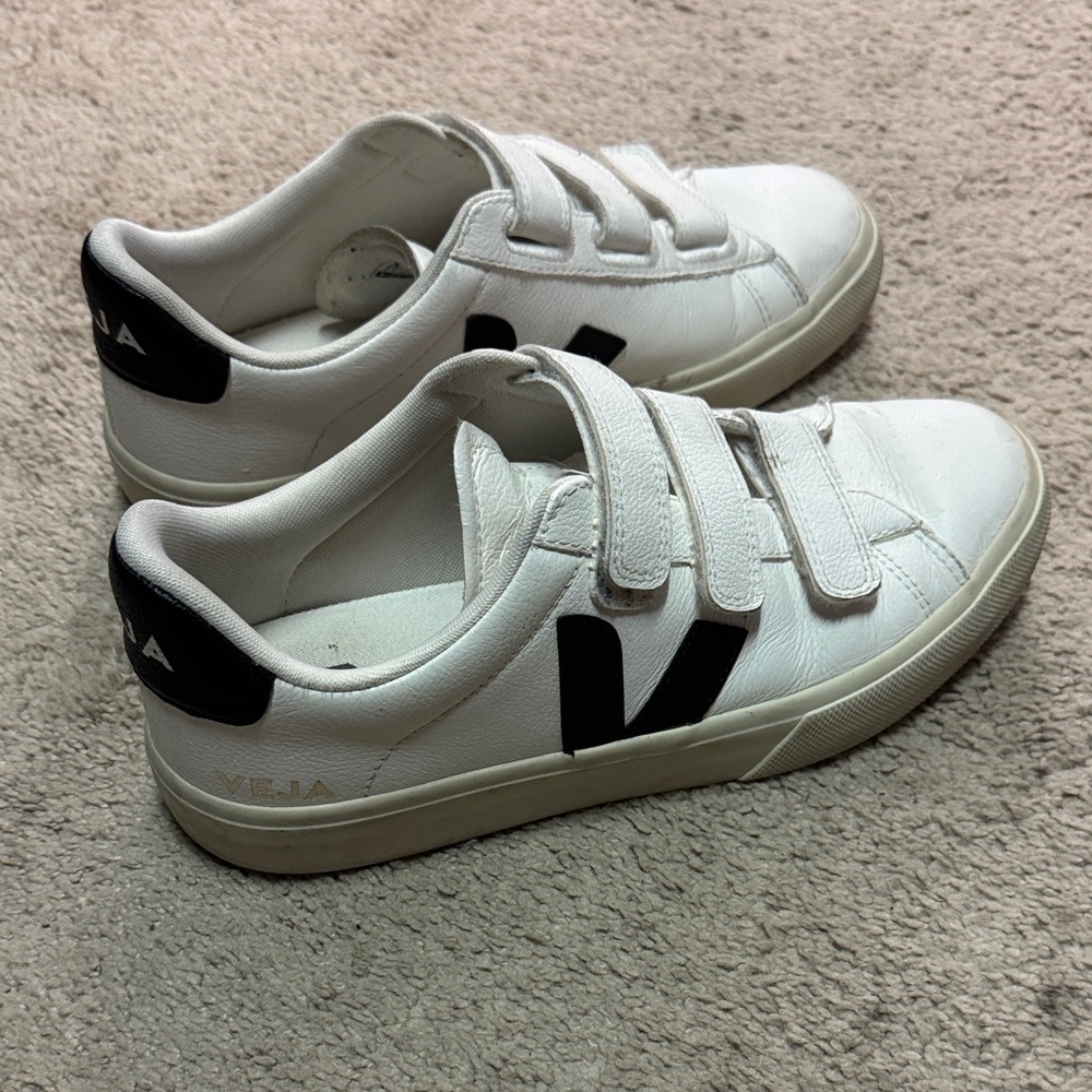 Veja Shoes